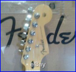 Fender Stratocaster Player Series Buttercream MINT