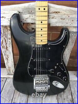 Fender Stratocaster hardtail, black, made USA, 1979, fitted with Trem System