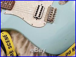 Fender Tom Delonge Stratocaster Daphne Blue Electric Guitar Blink 182 AVA Airwav