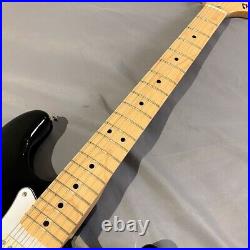 Fender Traditional 70S Stratocaster Electric Guitar
