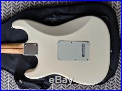 Fender USA Stratocaster 69 Custom Shop and Bare Knuckle Pickups