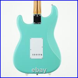 Fender / Vintera 50s Stratocaster Seafoam Green Electric Guitar