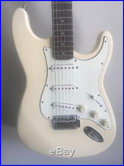 Fender squier stratocaster (1992)