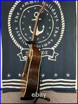 Final special price! Beautiful veneer top made in 1980Domestic