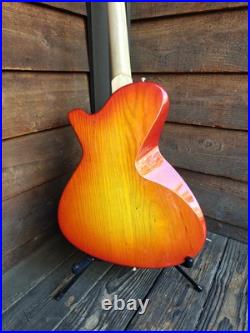 Fleck Guitars Custom Electric 2013 Electric Peach Fleck Guitars Custom Electric 2013 Electric Peach