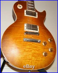 GIBSON Les Paul Standard 2004, withHard case, Honeyburst (faded cherry)