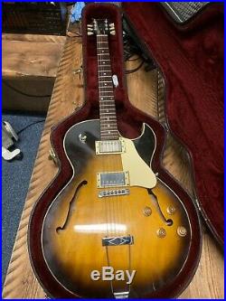 Gibson ES135 Guitar in Vintage burst PAF pickups With Coil Tap