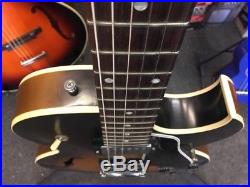 Gibson ES-135 2003 Hollow-Bodied Electric Guitar Right-Handed inc Case