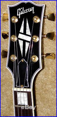 Gibson Les Paul Classic Custom Light LE Electric GuitarGloss Black2016OHSC