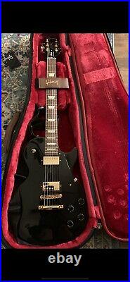 Gibson les paul studio Black With Gold Hardware (Mint) With Soft Case