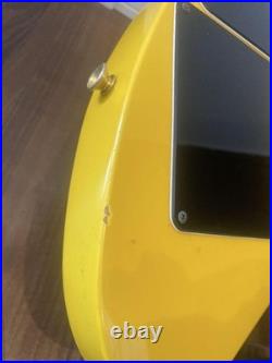 Hide Model Guitar Yellow Heart Jr