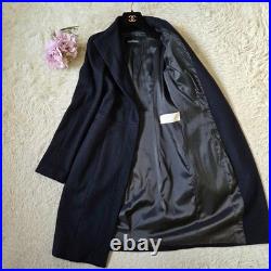 Max Mara long coat, size 40 Wool black. Woman Stand Collar