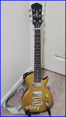 Monoprice Indio Mini 66 Electric Guitar Goldtop, with Gig Bag and Strap