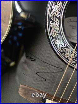 Ovations Guitars Collectors Series 1983-B Autographed By Lynyrd Skynyrd. WithCase