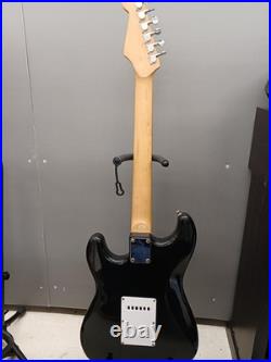 PHOTOGENIC Strato Used Solid Wood body Maple neck Black