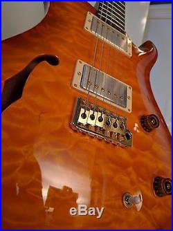 Paul Reed Smith (PRS) Limited Edition Custom 22 Semi-Hollowbody Guitar