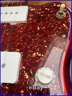 Rare Fender Old Candy Apple Red Jazzmaster 1966 RI MIJ, block inlays, binding