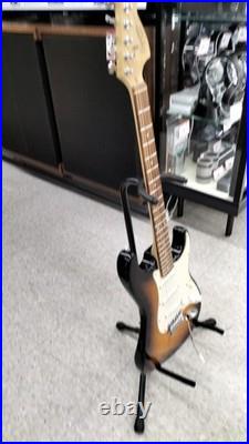 SQUIER AFFINITY SERIES Used Poplar body Maple neck Rosewood fingerboard Sunburst