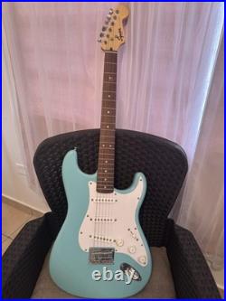Squier Sonic Stratocaster Limited Edition Sonic Blue