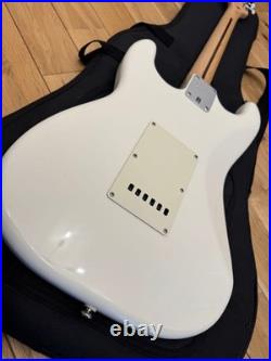 Squier by Fender Stratocaster DX HOT RAILS