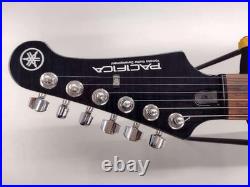 Stratocaster type YAMAHAPAC212VFM