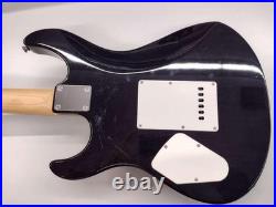 Stratocaster type YAMAHAPAC212VFM