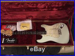 USA Fender American Stratocaster and Hard Case FABULOUS condition