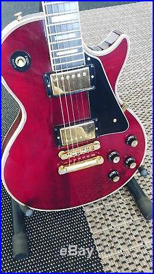 Vintage 1977 Gibson Les Paul Custom Wine Red with Chainsaw case Original owner
