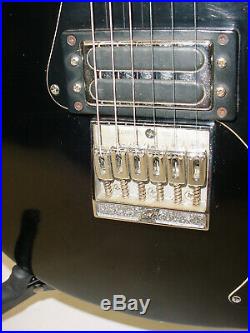 Vintage 1981 Peavey T-60 Electric Guitar INCLUDES CASE Black