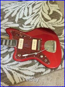 Well Made Left Handed Jag Style Guitar